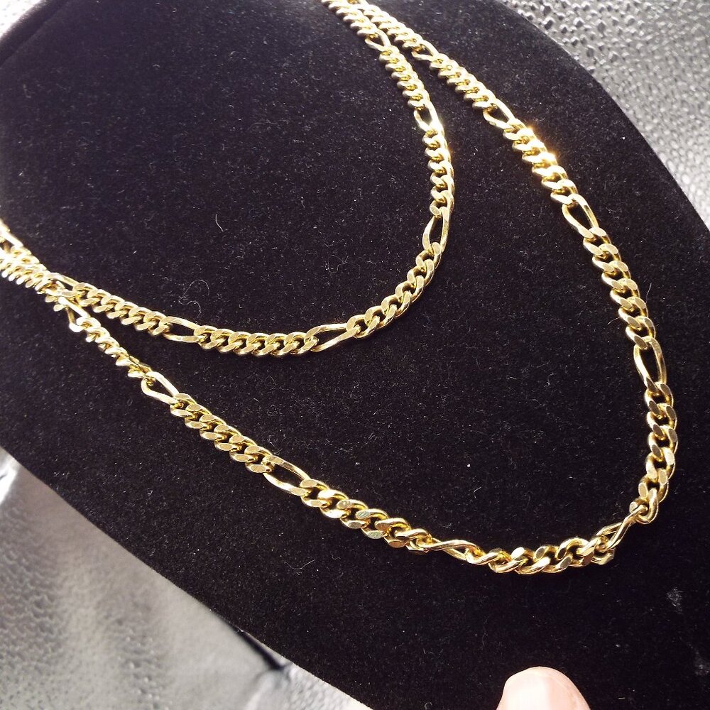 VINTAGE MONET HEAVY GOLDEN FIGARO 35" LONG NECKLACE 71